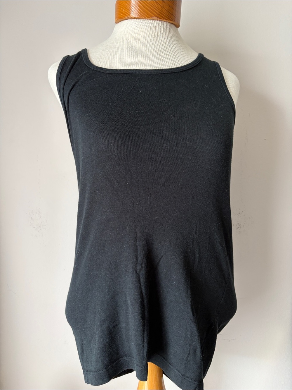 Mossimo Supply Co. Black Women's Tank Top - Simple Scoop Neck